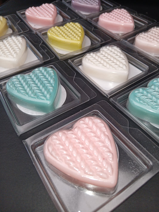 Random Mixed Scented Mini Heart Wax Melts. (Box of 10)